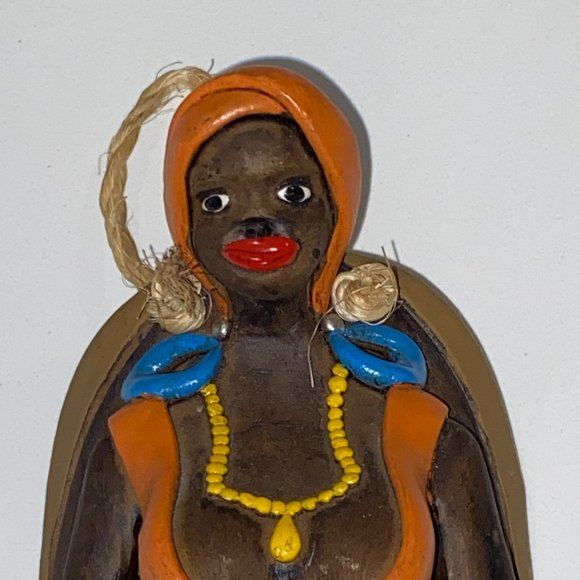 African Woman Pottery Wall Hanging Eclectic Decor Collectible - Picture 6 of 6